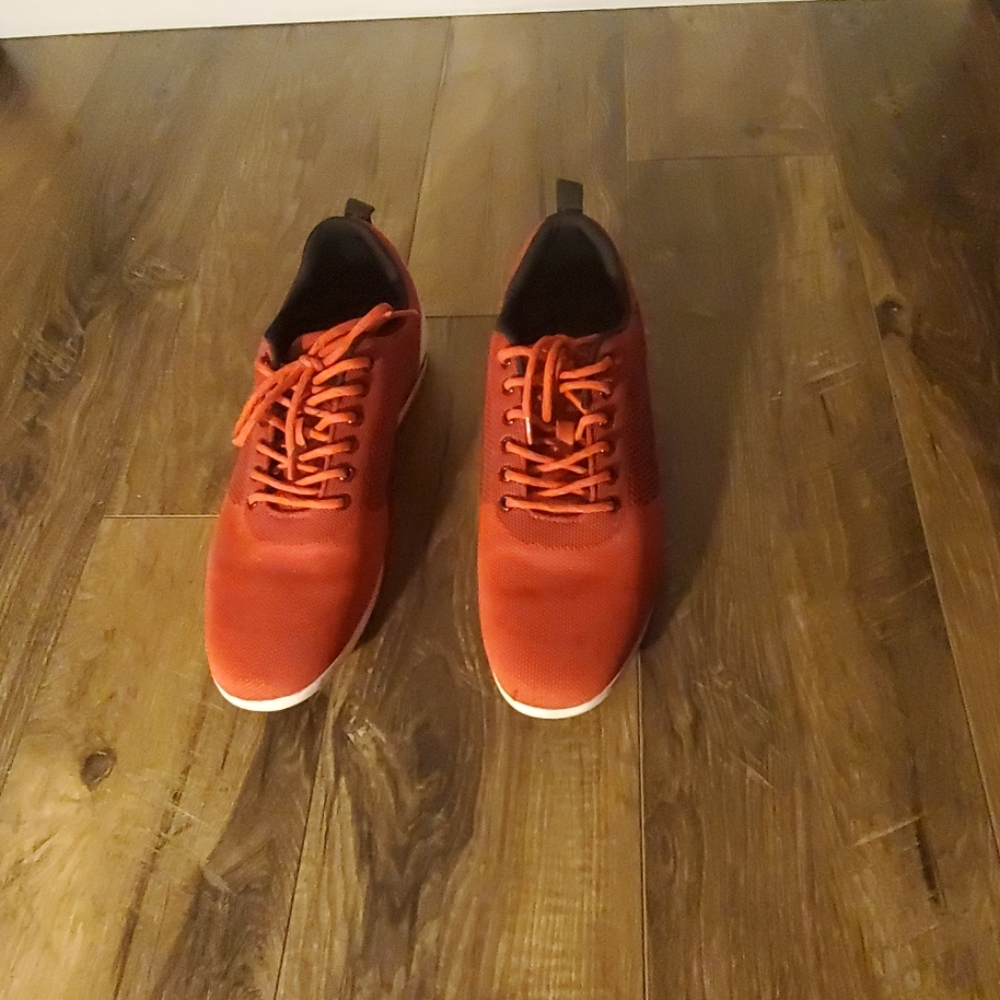 Shoes - Picture 3 of 3